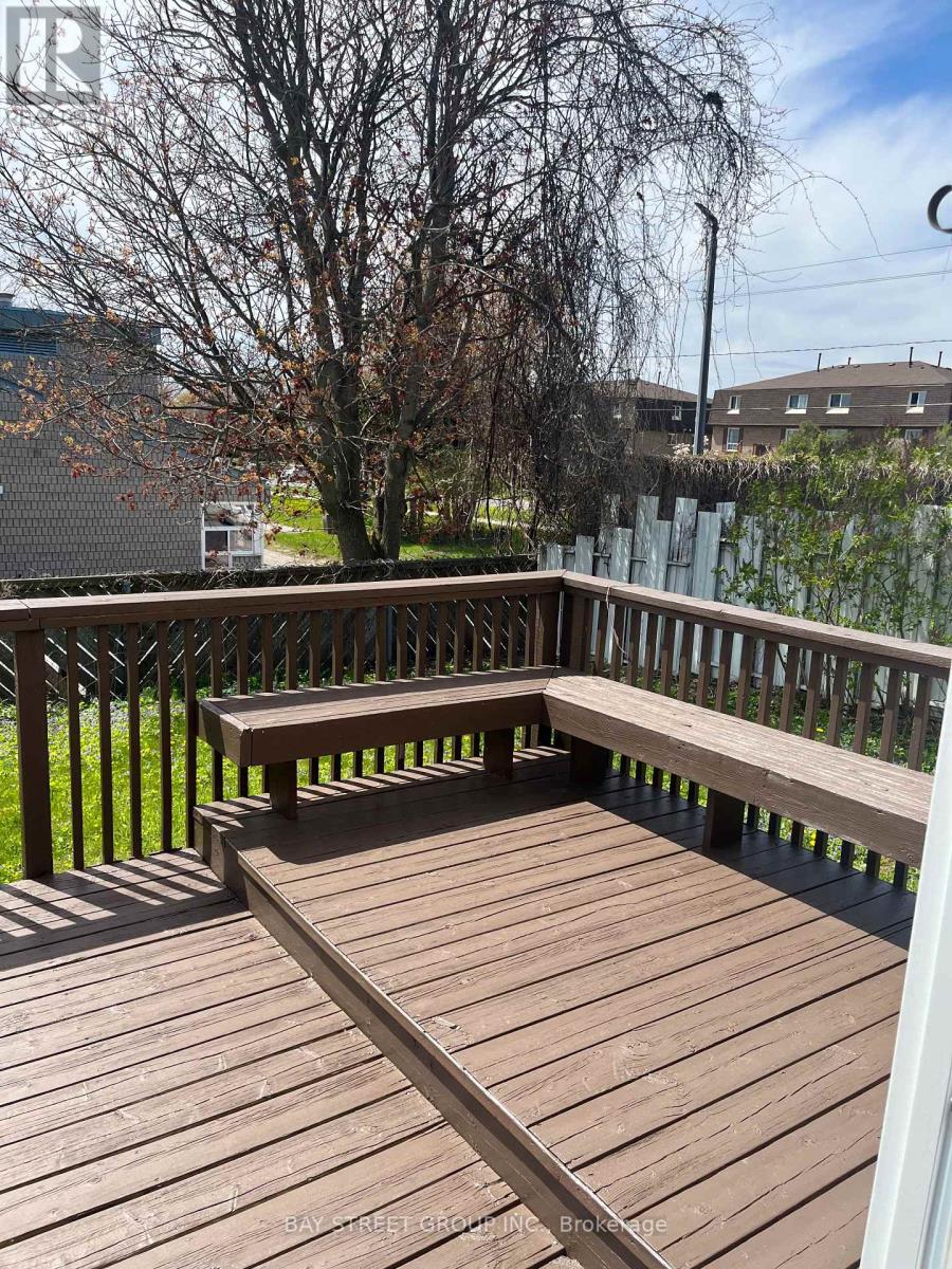 296 Killdeer Street E, Oshawa, Ontario  L1G 6X3 - Photo 16 - E13120570