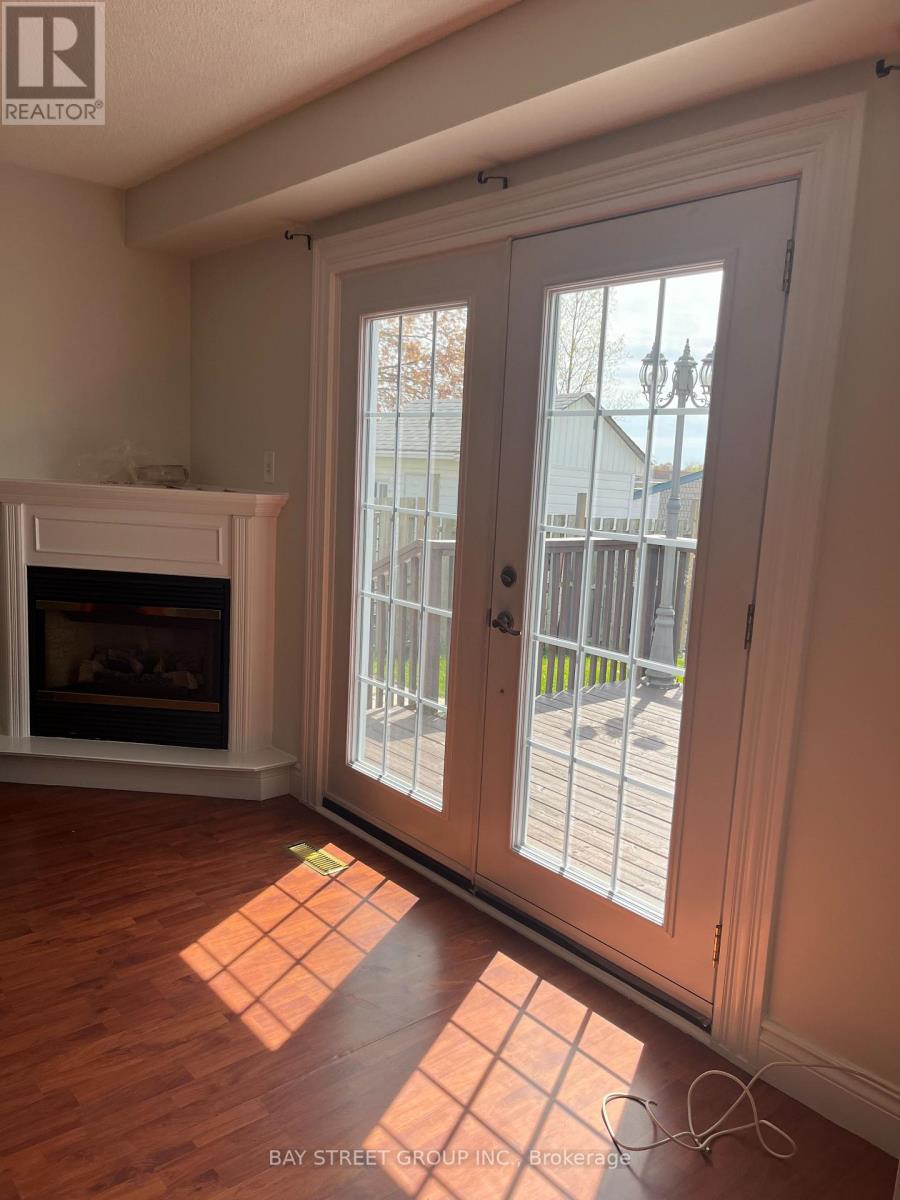 296 Killdeer Street E, Oshawa, Ontario  L1G 6X3 - Photo 8 - E13120570
