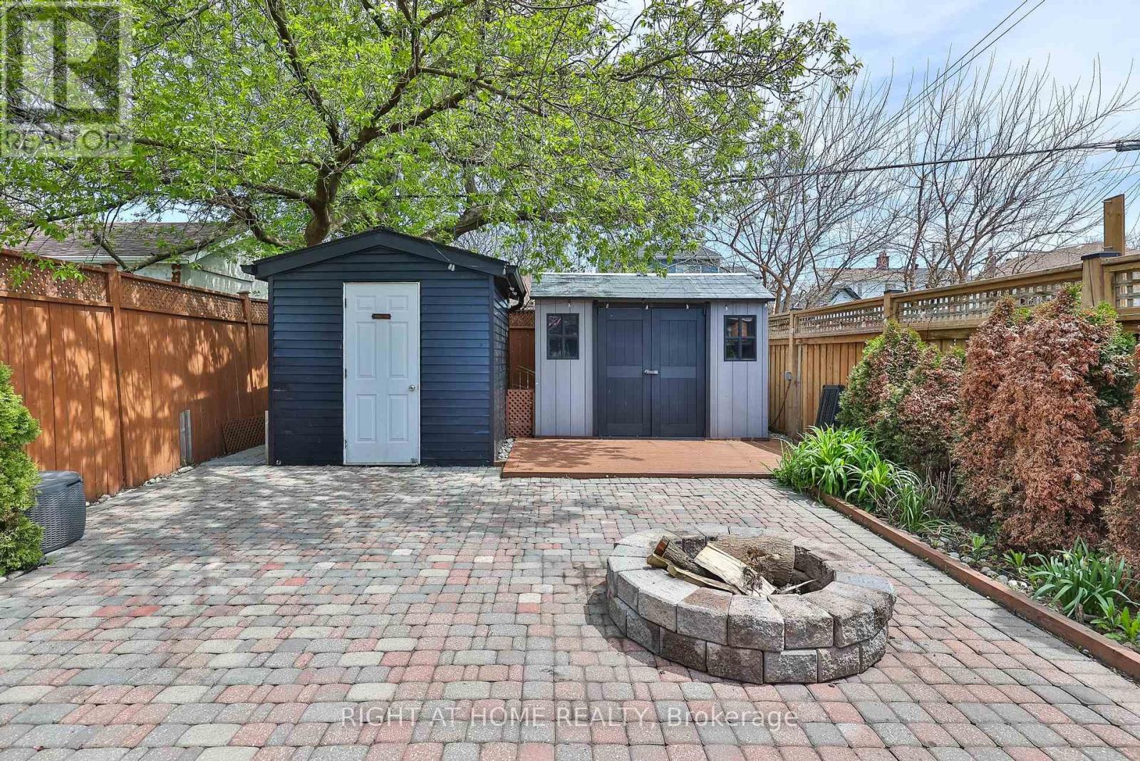 35 Dayton Avenue, Toronto, Ontario  M8Z 3L8 - Photo 24 - W13143448