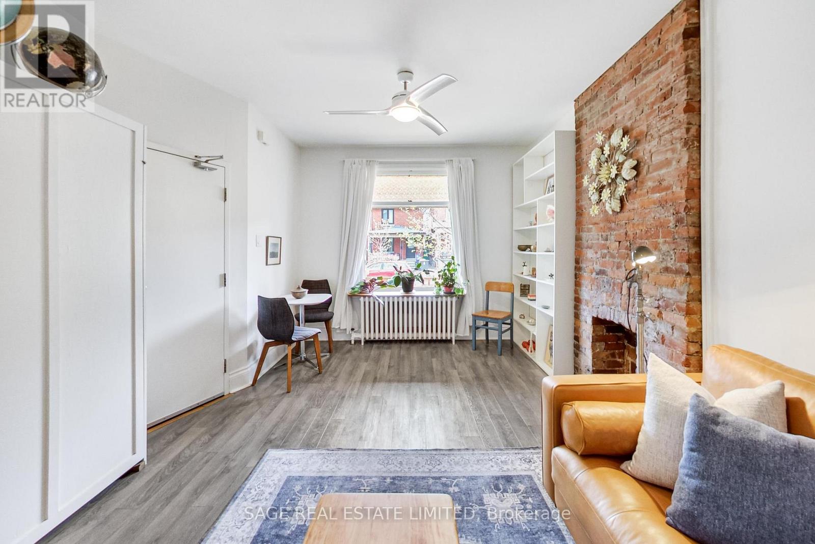 31 Emerson Avenue, Toronto, Ontario  M6H 3S7 - Photo 11 - W13143460