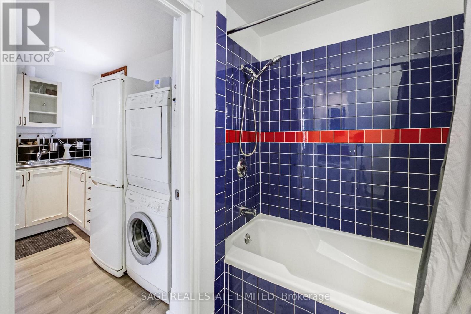 31 Emerson Avenue, Toronto, Ontario  M6H 3S7 - Photo 16 - W13143460