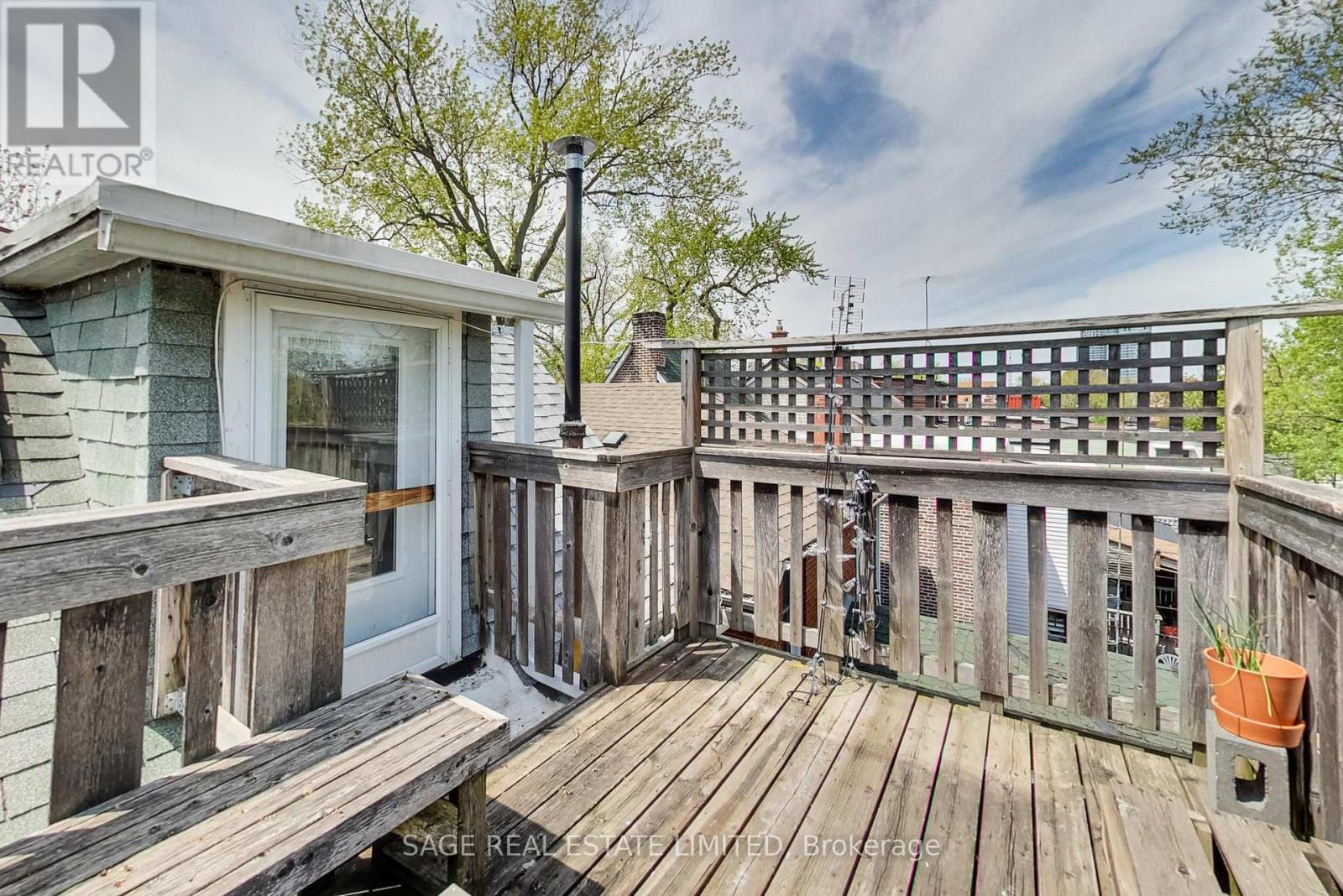 31 Emerson Avenue, Toronto, Ontario  M6H 3S7 - Photo 27 - W13143460