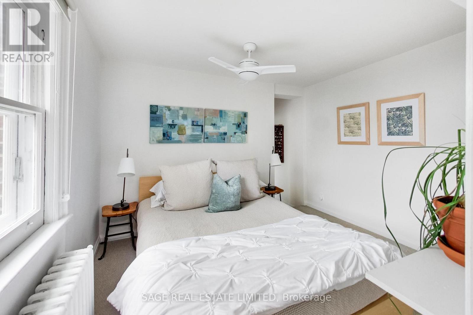 31 Emerson Avenue, Toronto, Ontario  M6H 3S7 - Photo 42 - W13143460