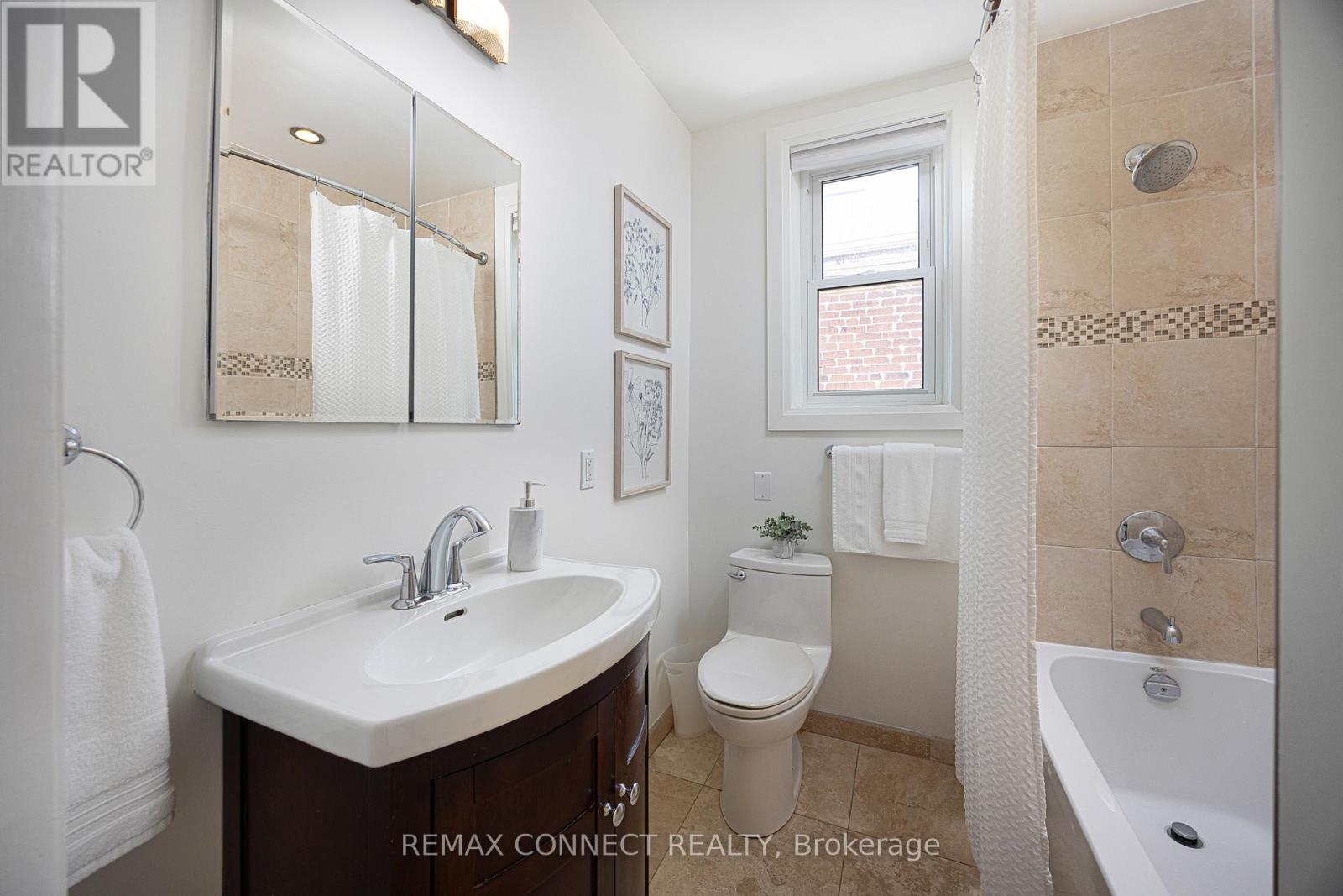 29 Howard Park Avenue, Toronto, Ontario  M6R 1V3 - Photo 27 - W13143472