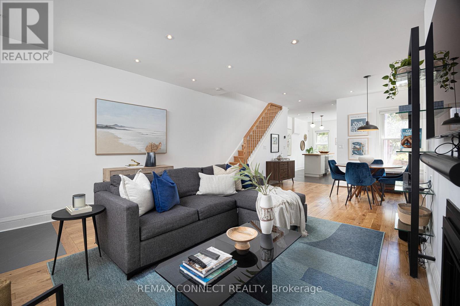 29 Howard Park Avenue, Toronto, Ontario  M6R 1V3 - Photo 4 - W13143472