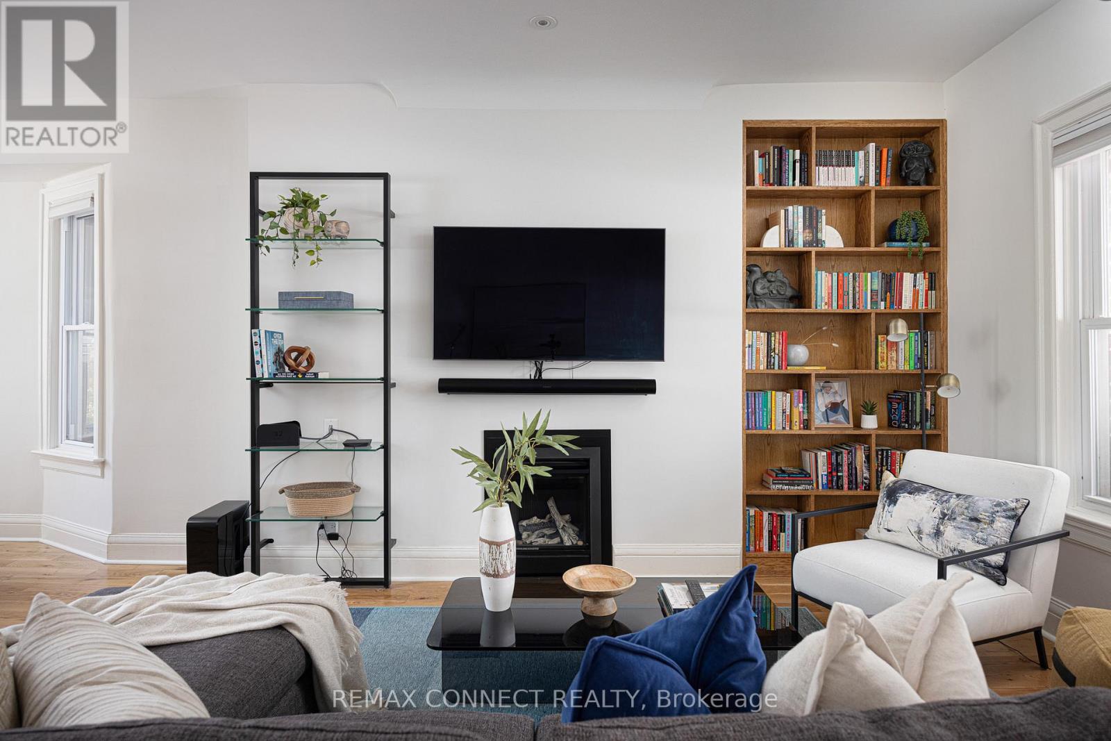 29 Howard Park Avenue, Toronto, Ontario  M6R 1V3 - Photo 7 - W13143472