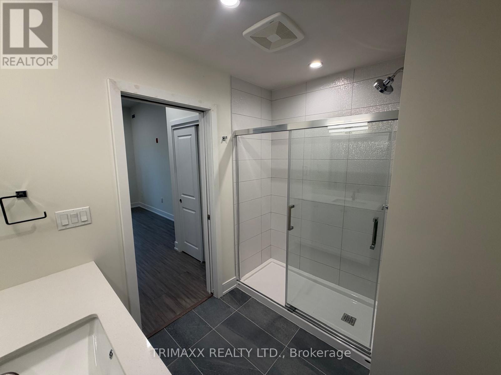 318 - 121 Mary Street, Clearview, Ontario  L0M 1G0 - Photo 17 - S13137270