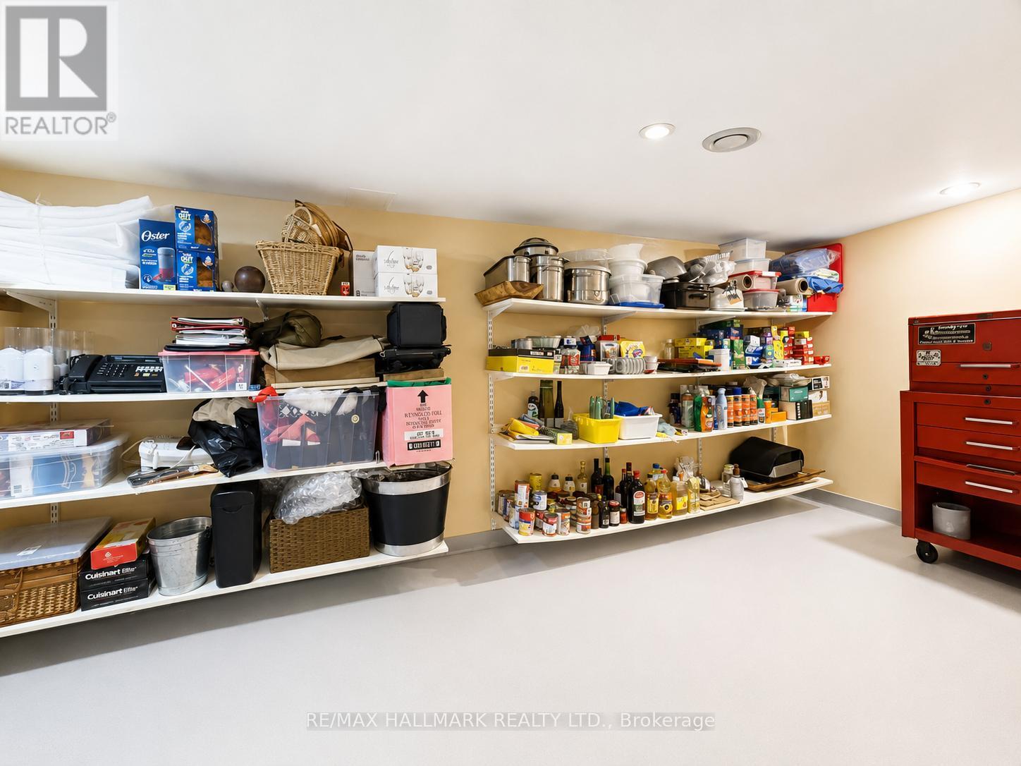 100 Ascot Avenue, Toronto, Ontario  M6E 1E9 - Photo 49 - W13143484
