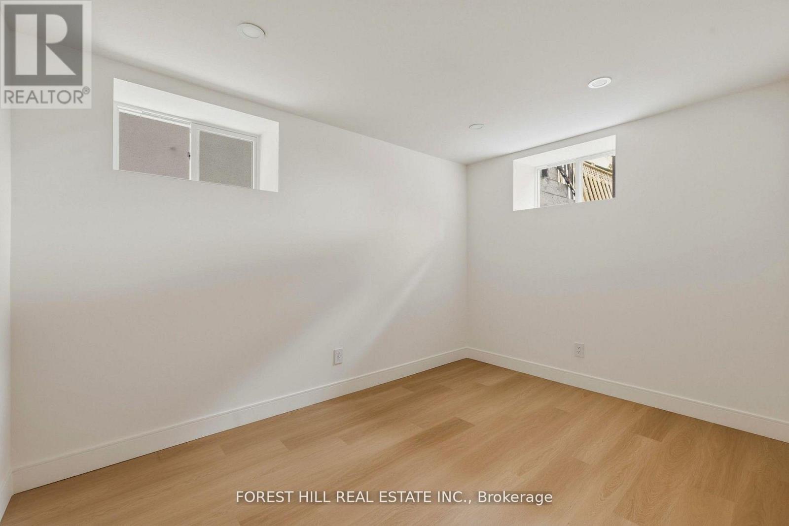 Lower - 250 Hallam Street, Toronto, Ontario  M6H 1Y1 - Photo 13 - W13143510