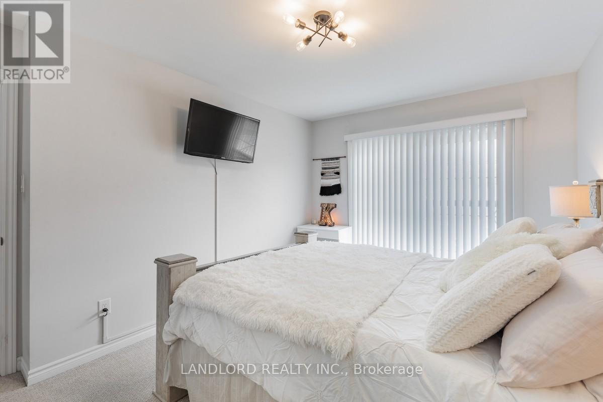50 - 165 Hampshire Way, Milton, Ontario  L9T 8M7 - Photo 7 - W13143526