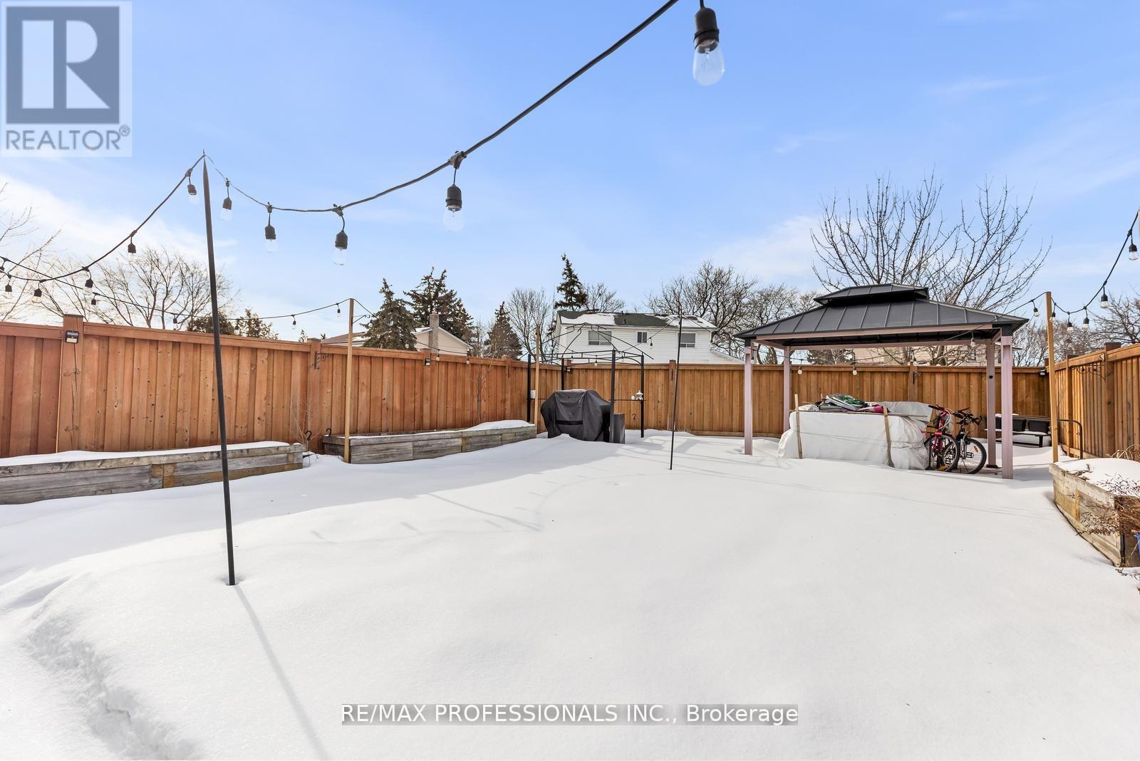 7656 Priory Crescent, Mississauga, Ontario  L4T 3H5 - Photo 32 - W13143564
