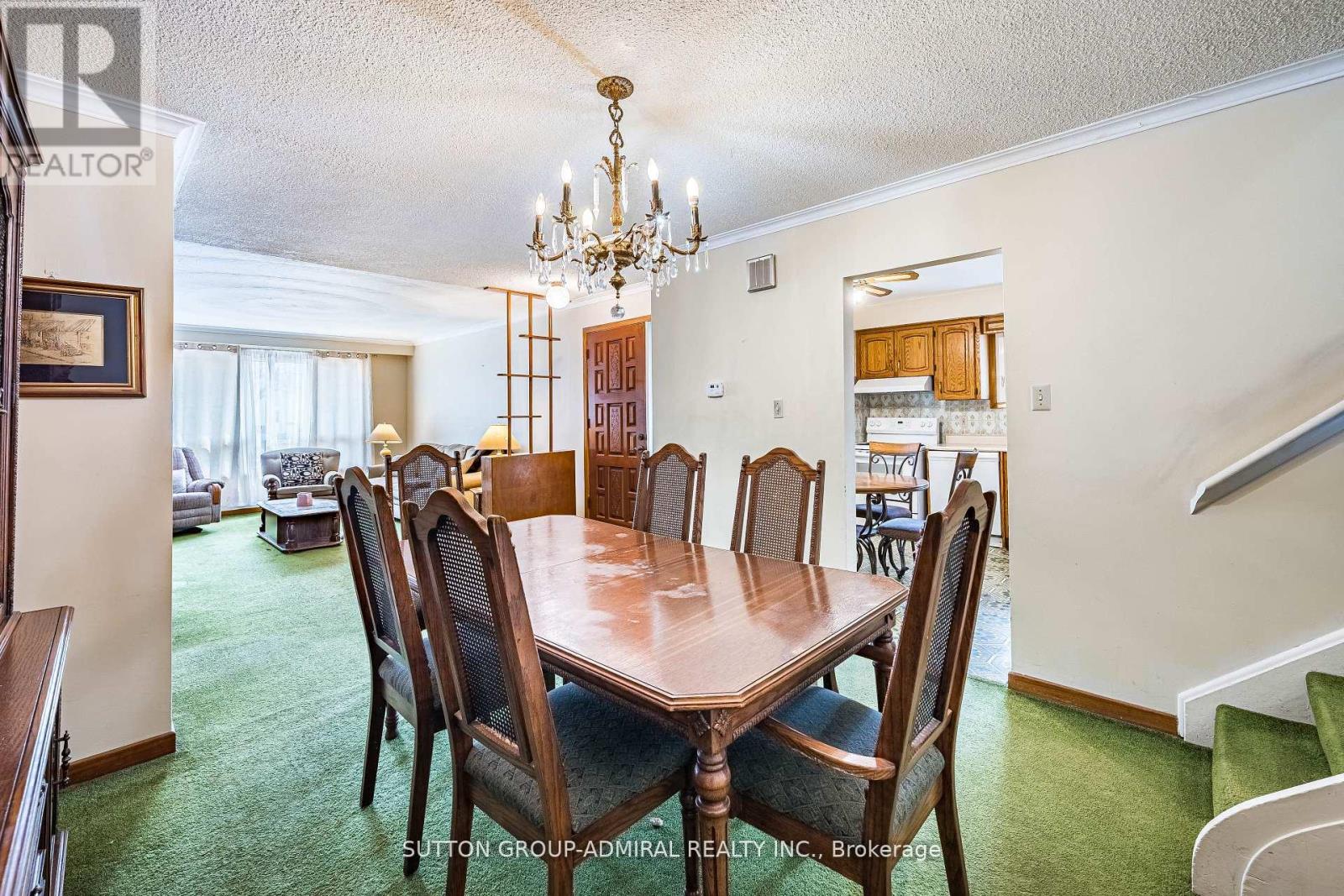 92 Redgrave Drive, Toronto, Ontario  M9R 3V3 - Photo 10 - W13143580