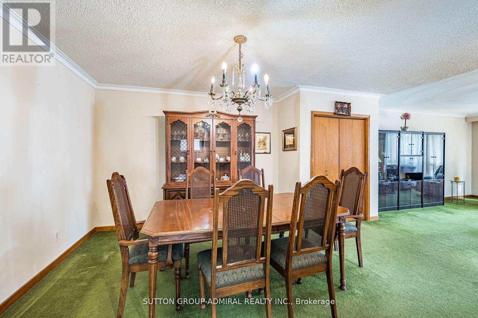 92 Redgrave Drive, Toronto, Ontario  M9R 3V3 - Photo 9 - W13143580
