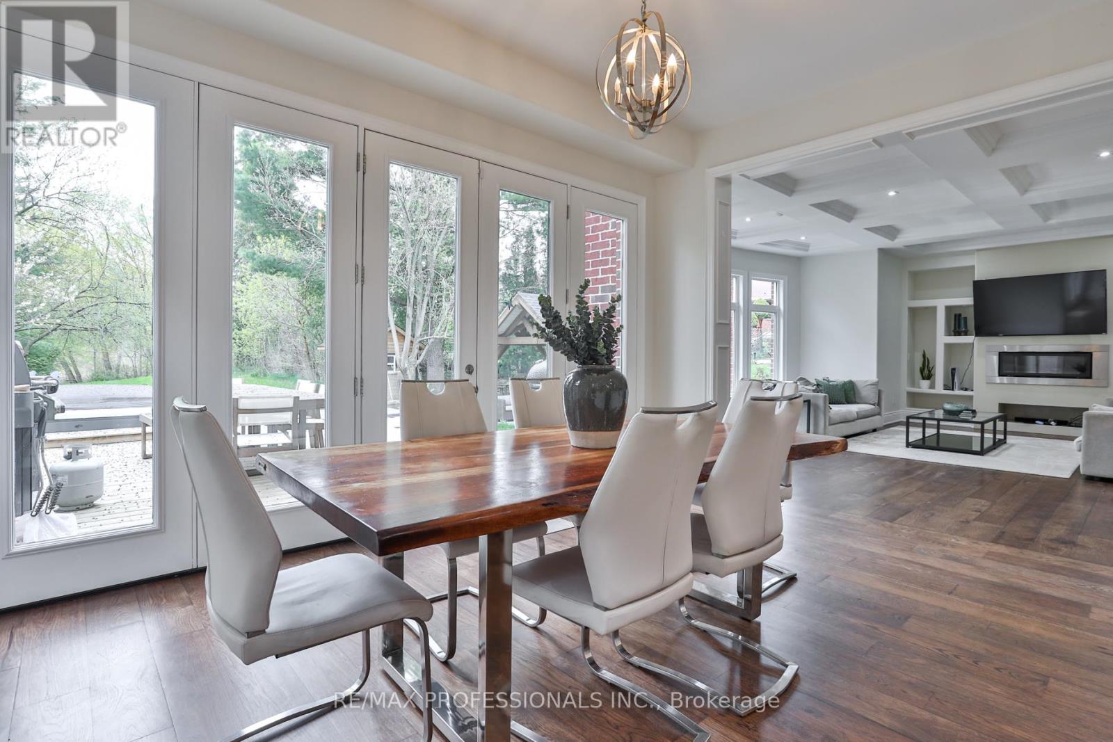 52 Bonnyview Drive, Toronto, Ontario  M8Y 3G6 - Photo 14 - W13143612