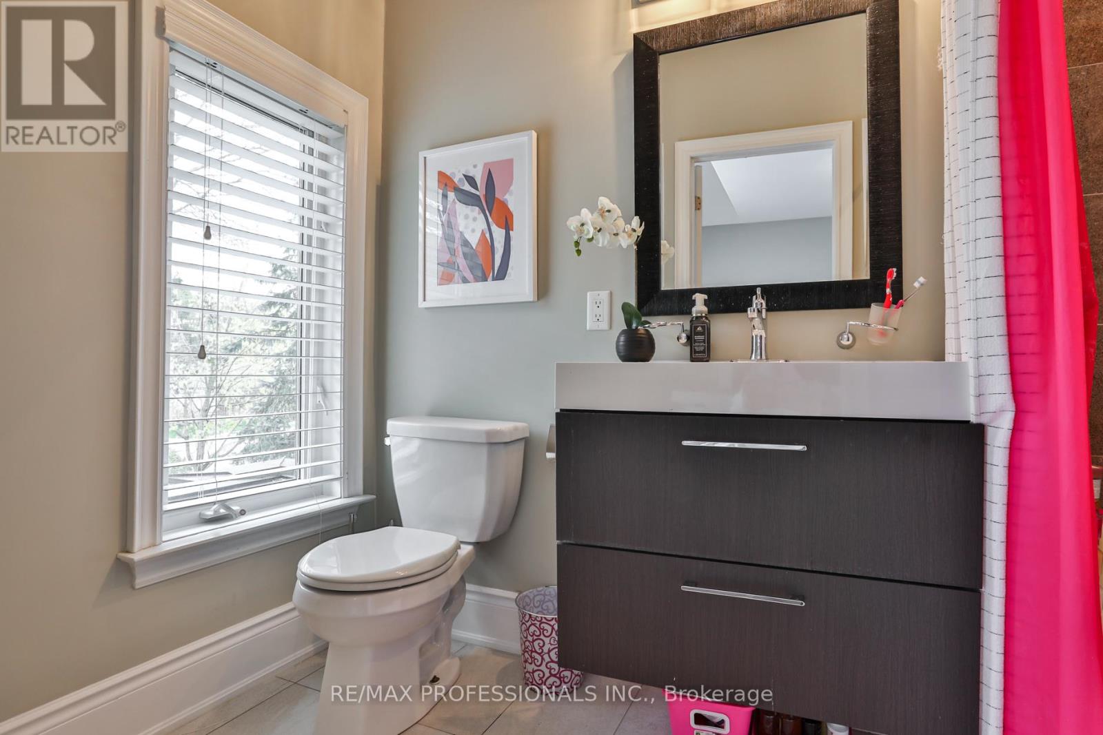 52 Bonnyview Drive, Toronto, Ontario  M8Y 3G6 - Photo 31 - W13143612