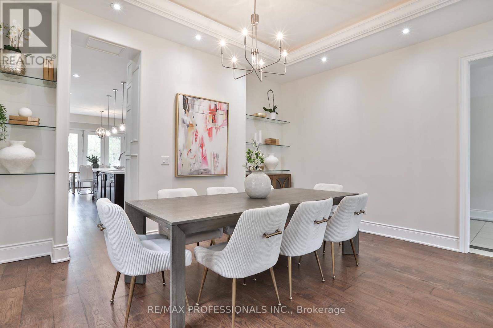 52 Bonnyview Drive, Toronto, Ontario  M8Y 3G6 - Photo 6 - W13143612