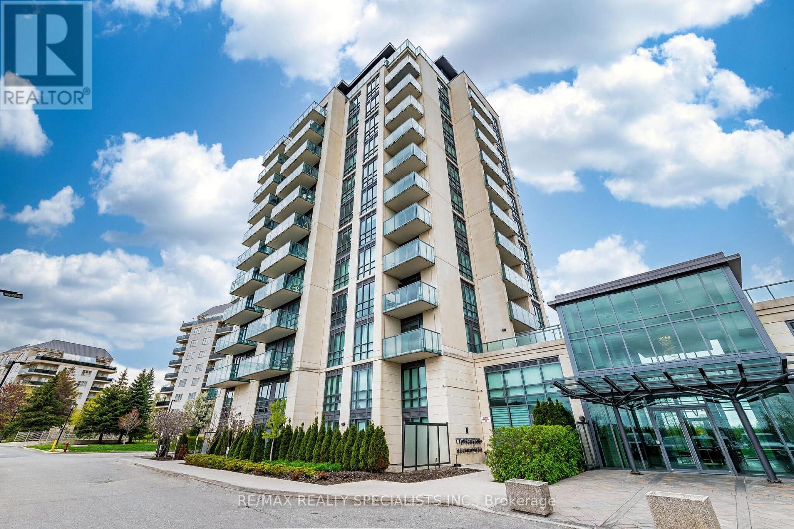 805 - 45 Yorkland Boulevard, Brampton, Ontario L6P 4B4 - Photo 2 - W13143624