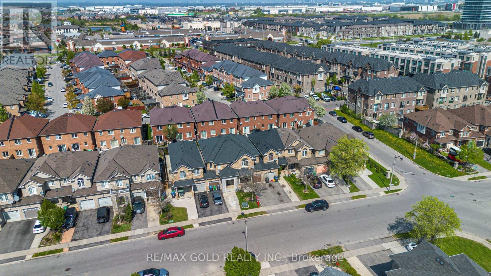 67 Palleschi Drive, Brampton, Ontario  L6P 2S1 - Photo 6 - W13143690