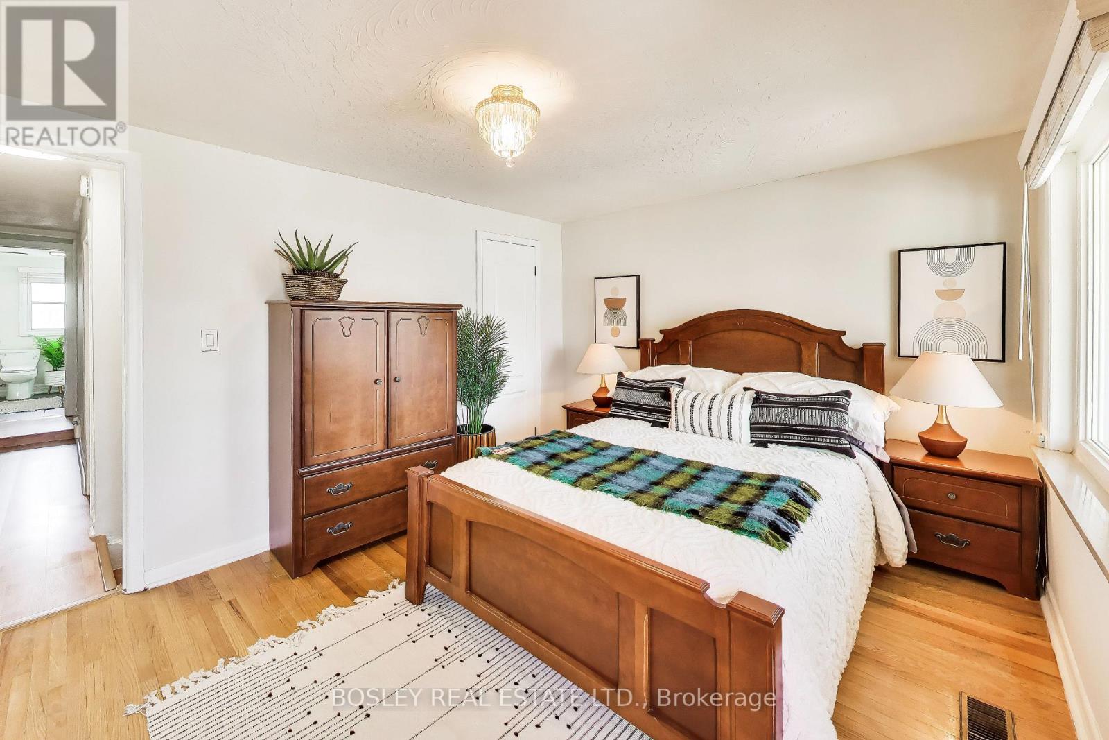 159 Ascot Avenue, Toronto, Ontario  M6E 1G5 - Photo 12 - W13143722