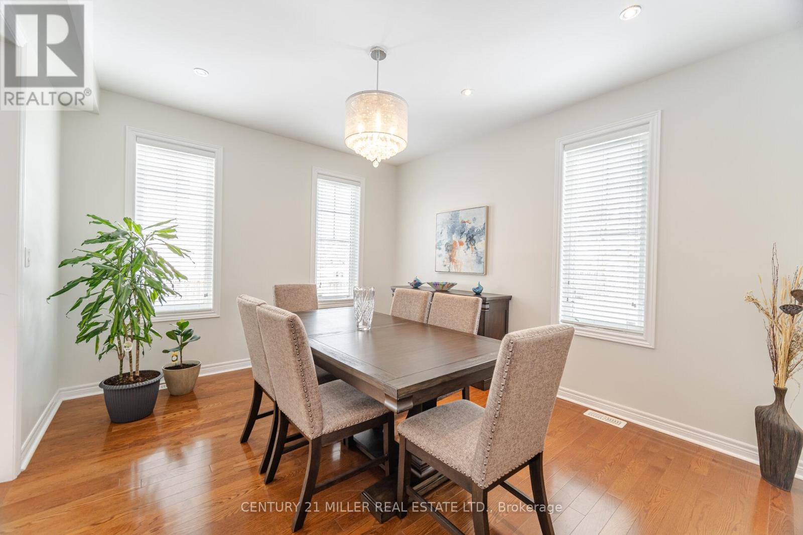 2025 Trawden Way, Oakville, Ontario  L6M 0M2 - Photo 10 - W13143770