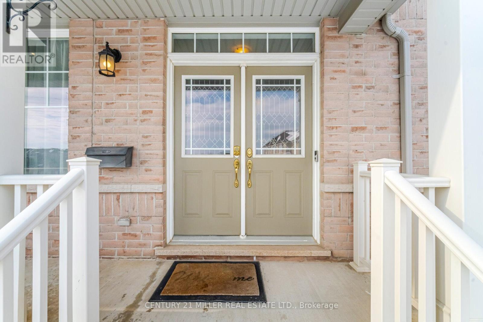 2025 Trawden Way, Oakville, Ontario  L6M 0M2 - Photo 2 - W13143770
