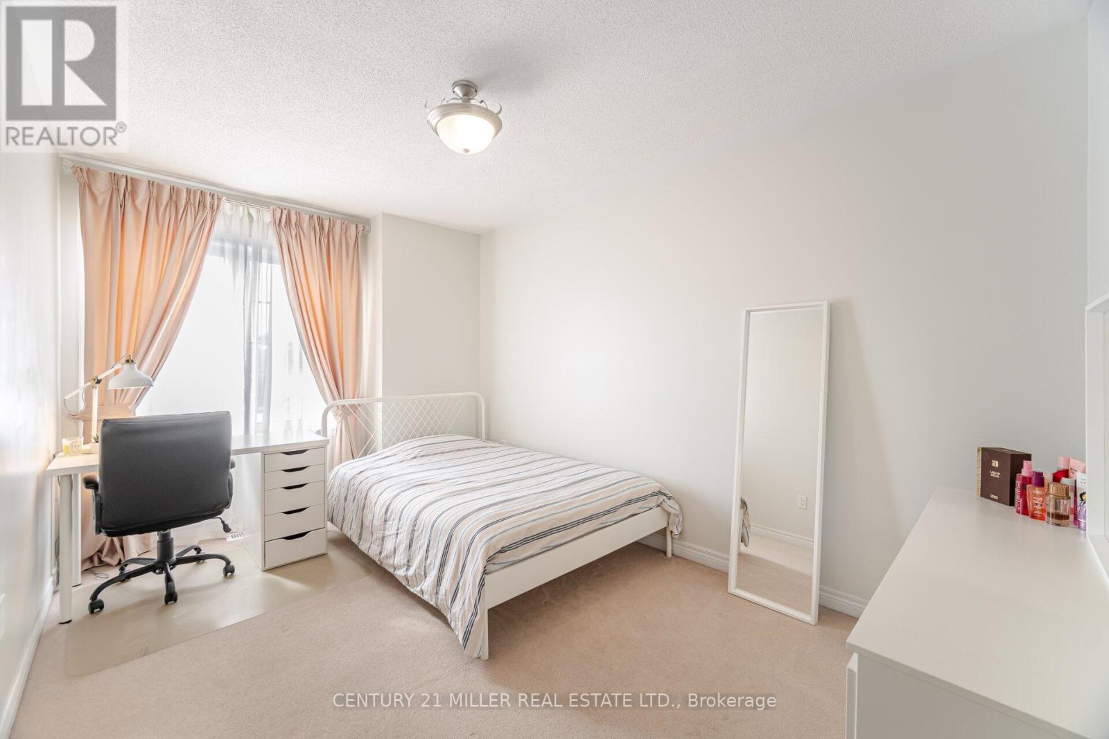 2025 Trawden Way, Oakville, Ontario  L6M 0M2 - Photo 23 - W13143770