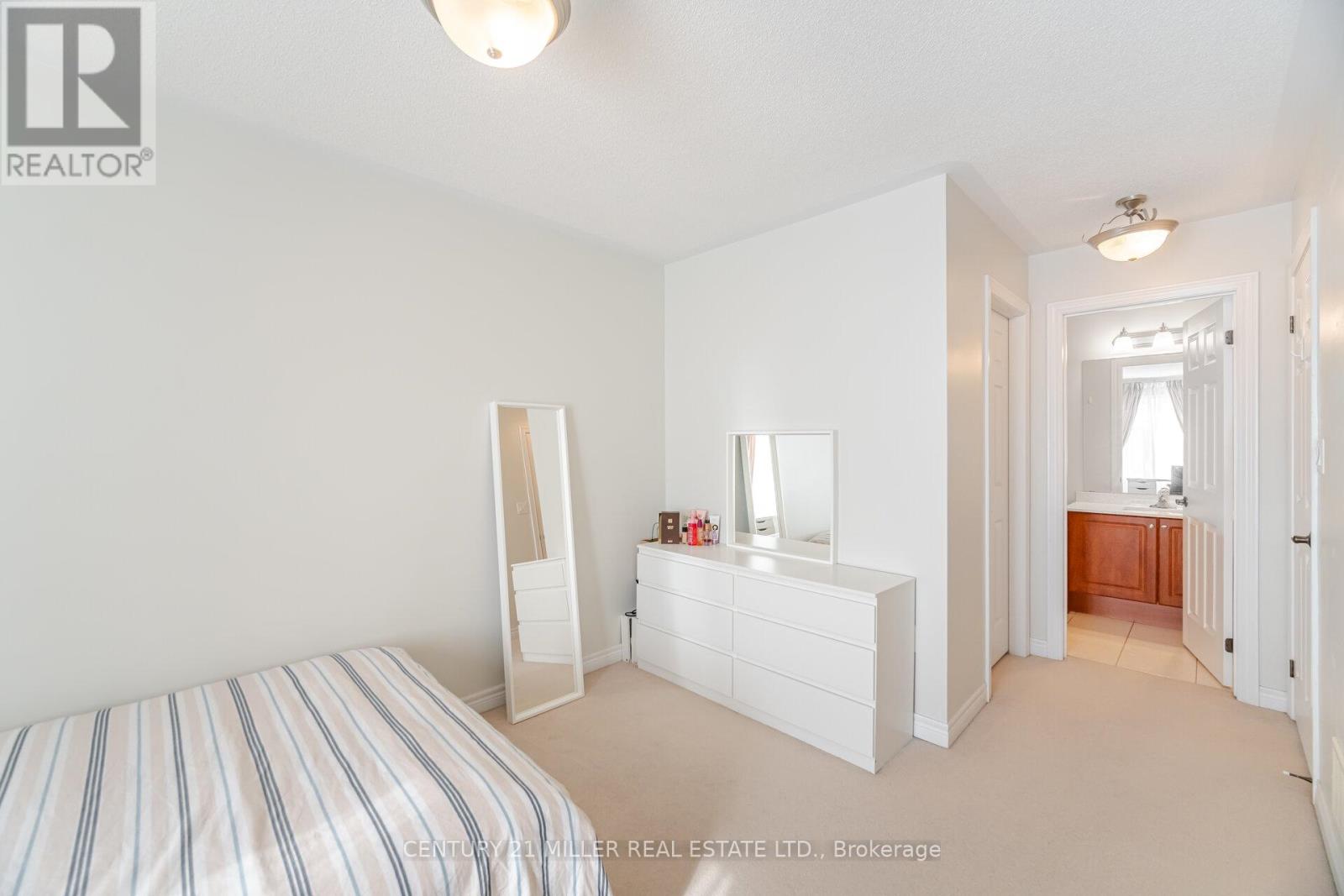 2025 Trawden Way, Oakville, Ontario  L6M 0M2 - Photo 24 - W13143770