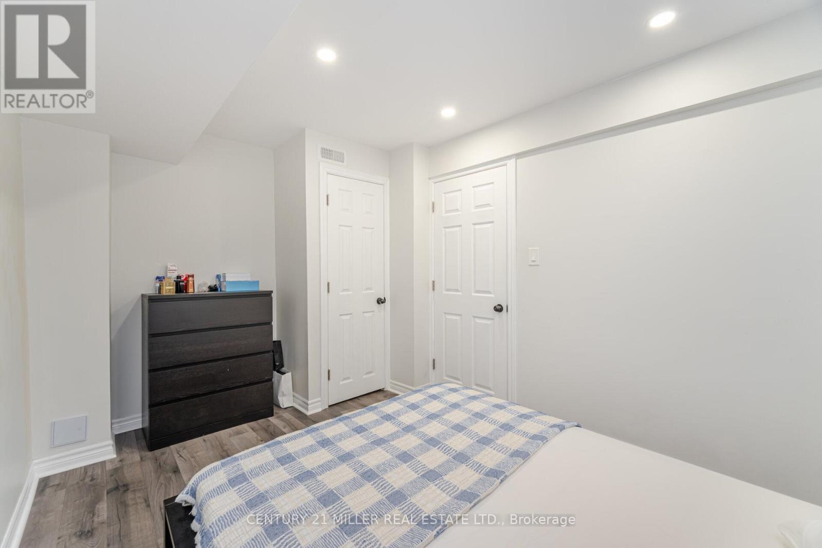 2025 Trawden Way, Oakville, Ontario  L6M 0M2 - Photo 32 - W13143770