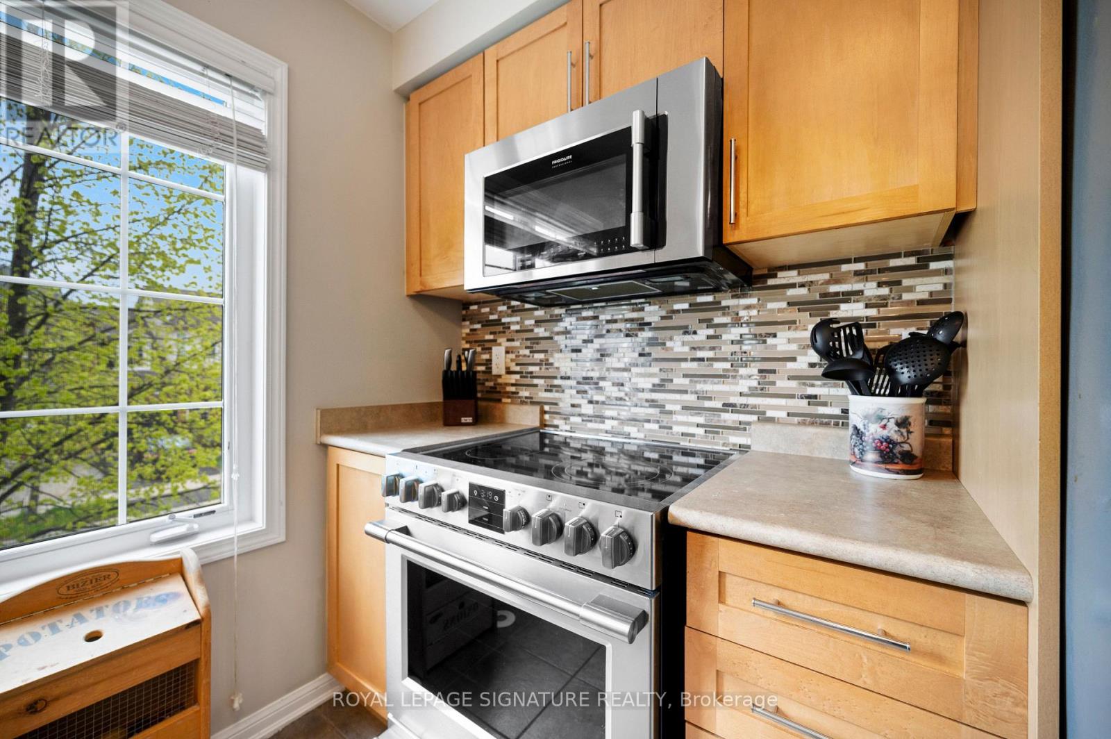 910 Deverell Place, Milton, Ontario  L9T 0M4 - Photo 10 - W13143798