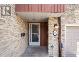 15 - 915 INVERHOUSE DRIVE, Mississauga, Ontario