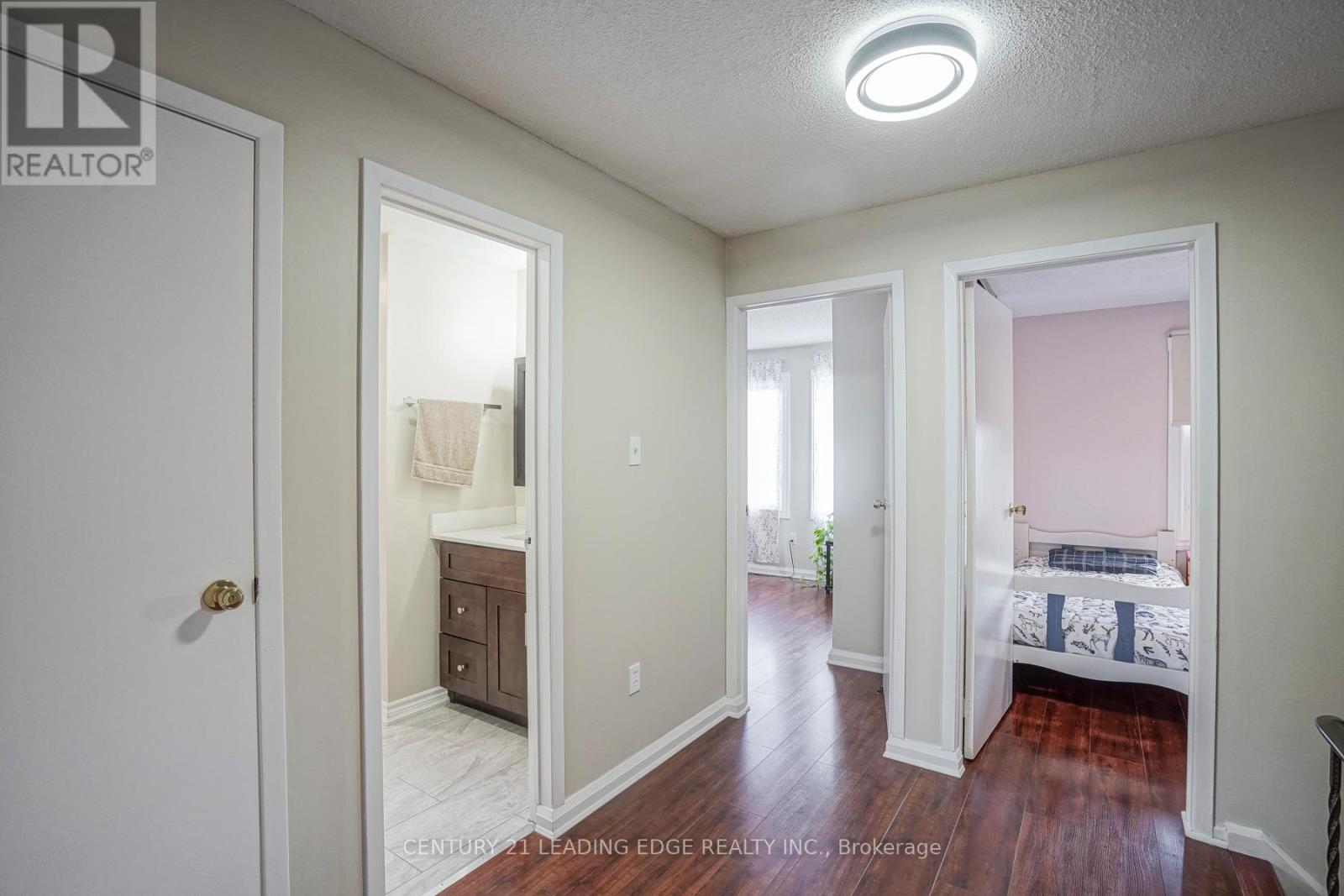 Upper - 29 Junewood Crescent, Brampton, Ontario  L6S 3T5 - Photo 19 - W13143850