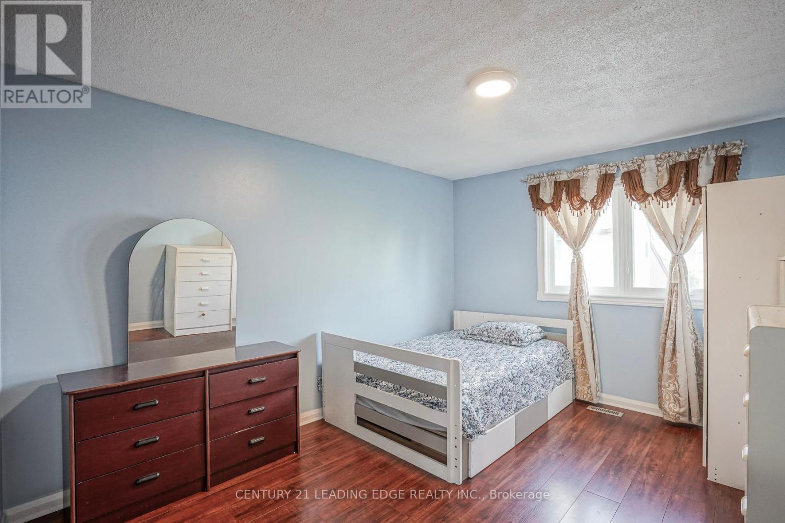Upper - 29 Junewood Crescent, Brampton, Ontario  L6S 3T5 - Photo 27 - W13143850