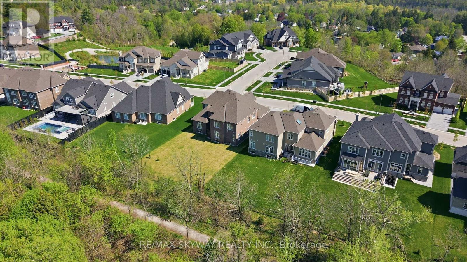 27 Gamble Street, Halton Hills, Ontario L7G 0P3 - Photo 43 - W13141048