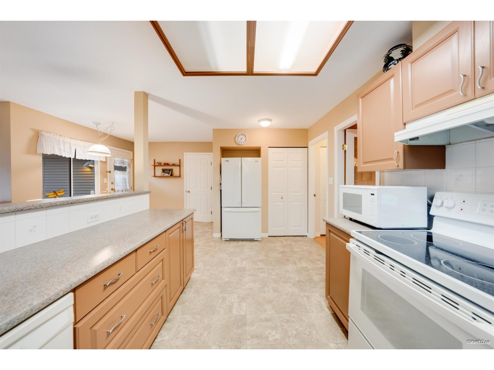 18980 64 Avenue, Surrey, British Columbia  V3S 7W1 - Photo 11 - R3124771