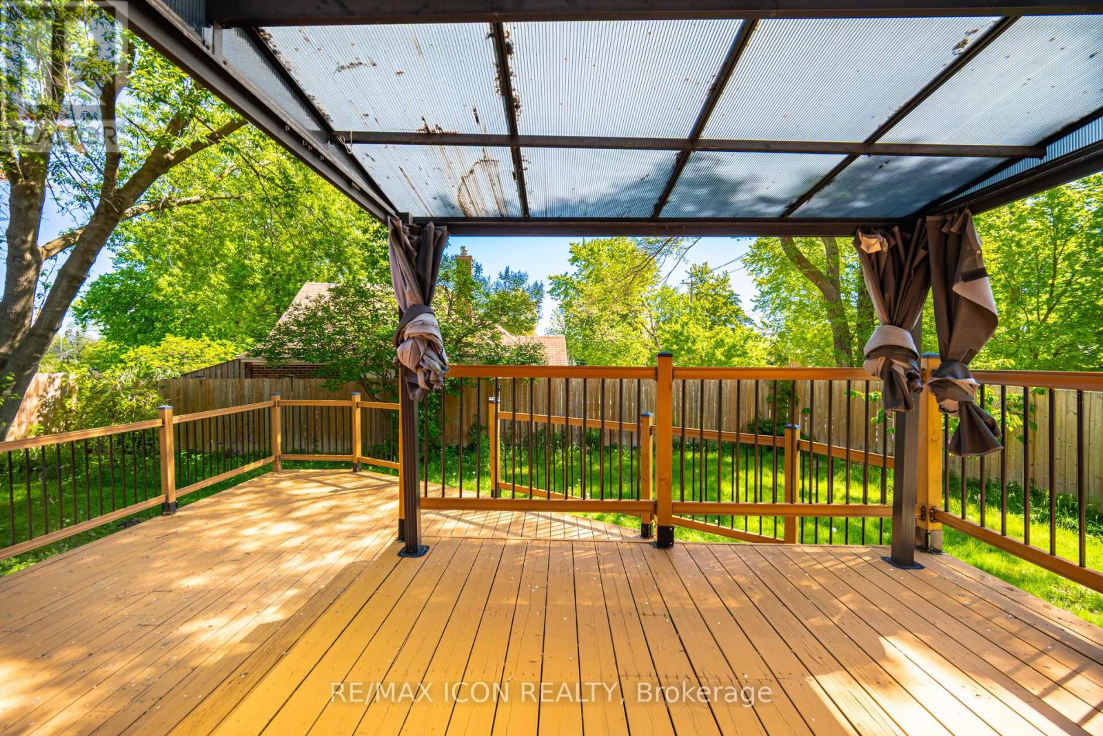 Upper - 64 Sheldon Avenue N, Kitchener, Ontario N2H 3M4 - Photo 31 - X13143466
