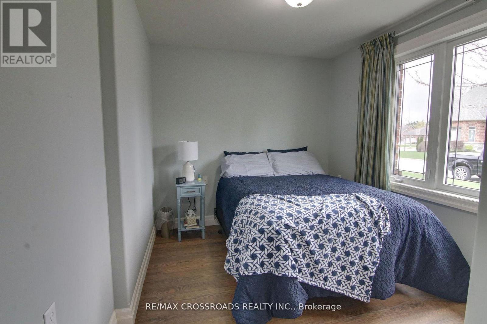 8 Green Arbour Way, Kawartha Lakes (Lindsay), Ontario  K9V 0E6 - Photo 5 - X13143640