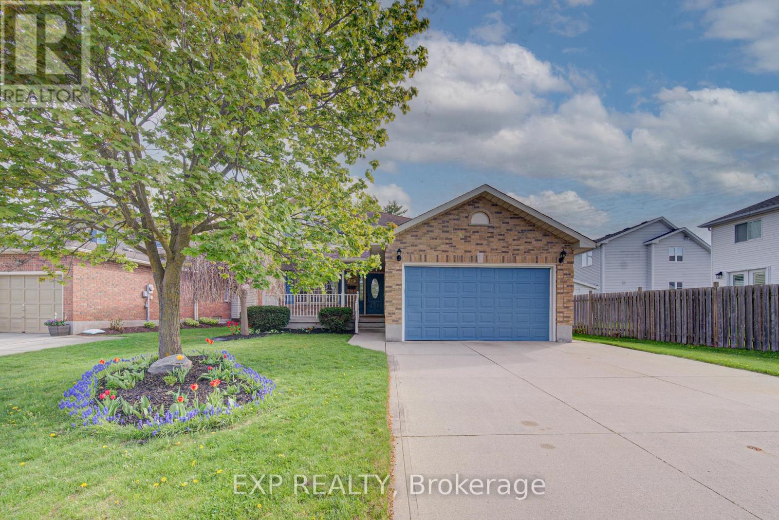 225 DARTMOOR CRESCENT, Waterloo, Ontario