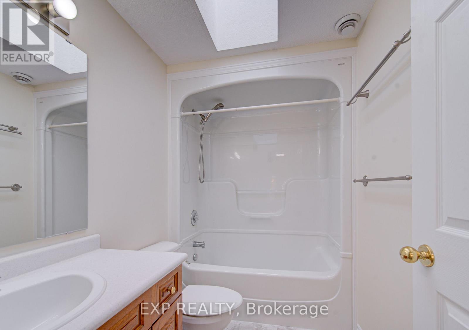 225 Dartmoor Crescent, Waterloo, Ontario  N2K 3S9 - Photo 18 - X13143652