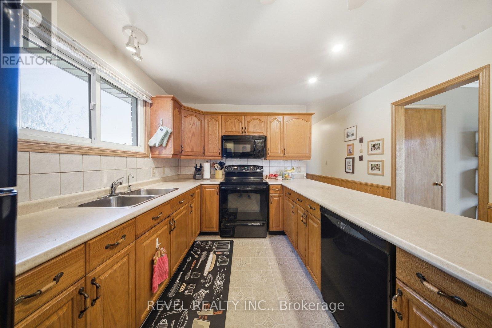 36 Hamilton Avenue, Brantford, Ontario N3S 6Z9 - Photo 12 - X13143724
