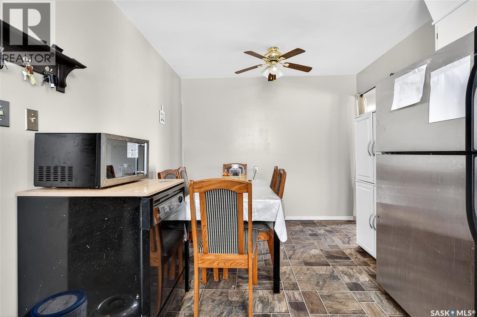 1303 Athabasca Street W, Moose Jaw, Saskatchewan  S6H 6C8 - Photo 43 - SK035036