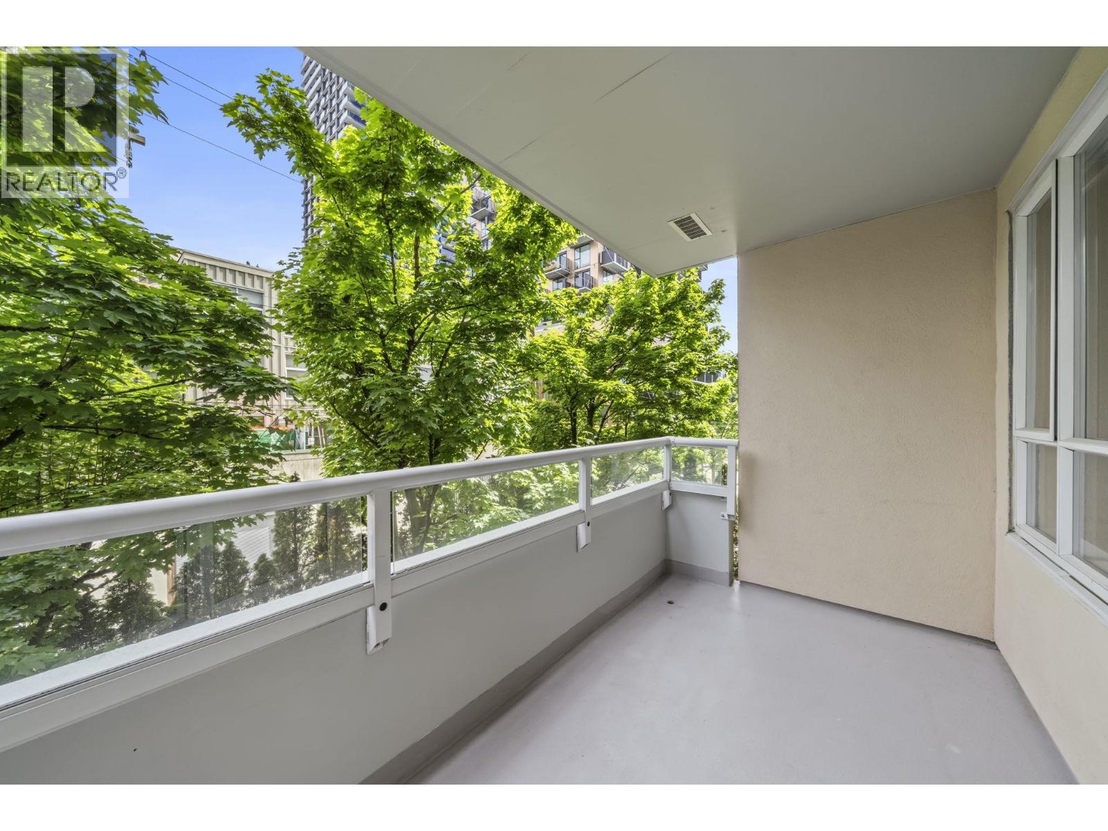 311 3489 Ascot Place, Vancouver, British Columbia  V5R 6B6 - Photo 24 - R3124727