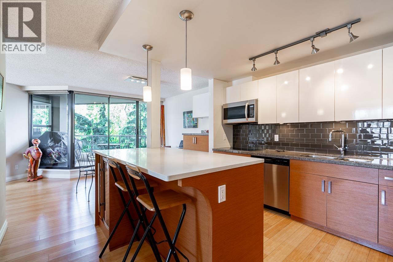 301 1450 Pennyfarthing Drive, Vancouver, British Columbia  V6J 4X8 - Photo 4 - R3124737