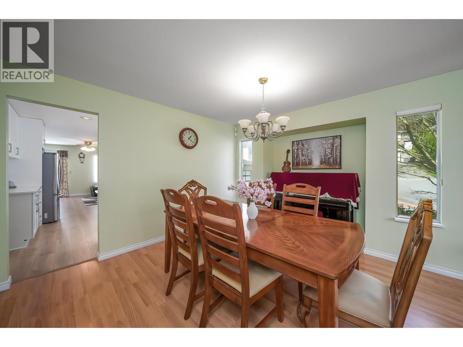 11 Harbour Place, Port Moody, British Columbia  V3H 4J8 - Photo 18 - R3113711
