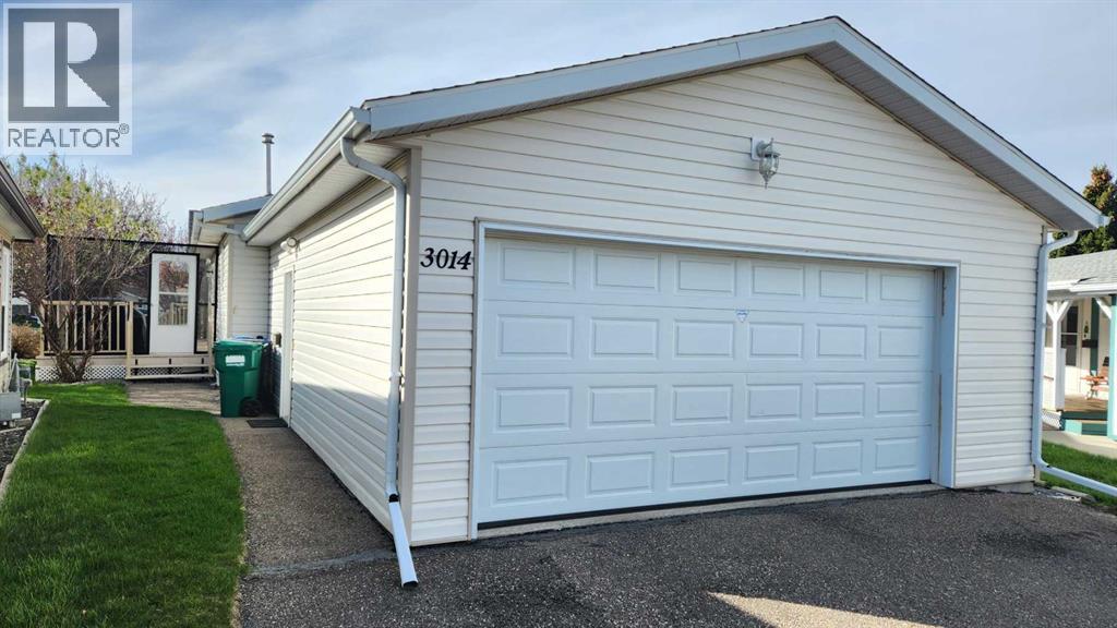 3014 33 Avenue S, Lethbridge, Alberta  T1K 7K1 - Photo 2 - A2309540