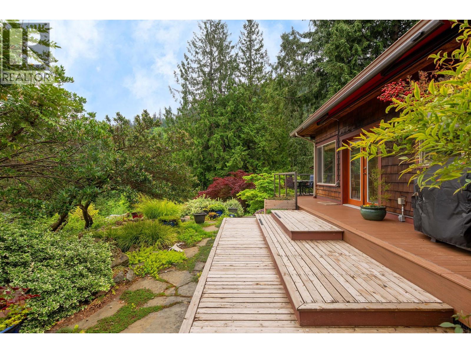 960 Harbour View Place, Bowen Island, British Columbia  V0N 1G2 - Photo 15 - R3124728