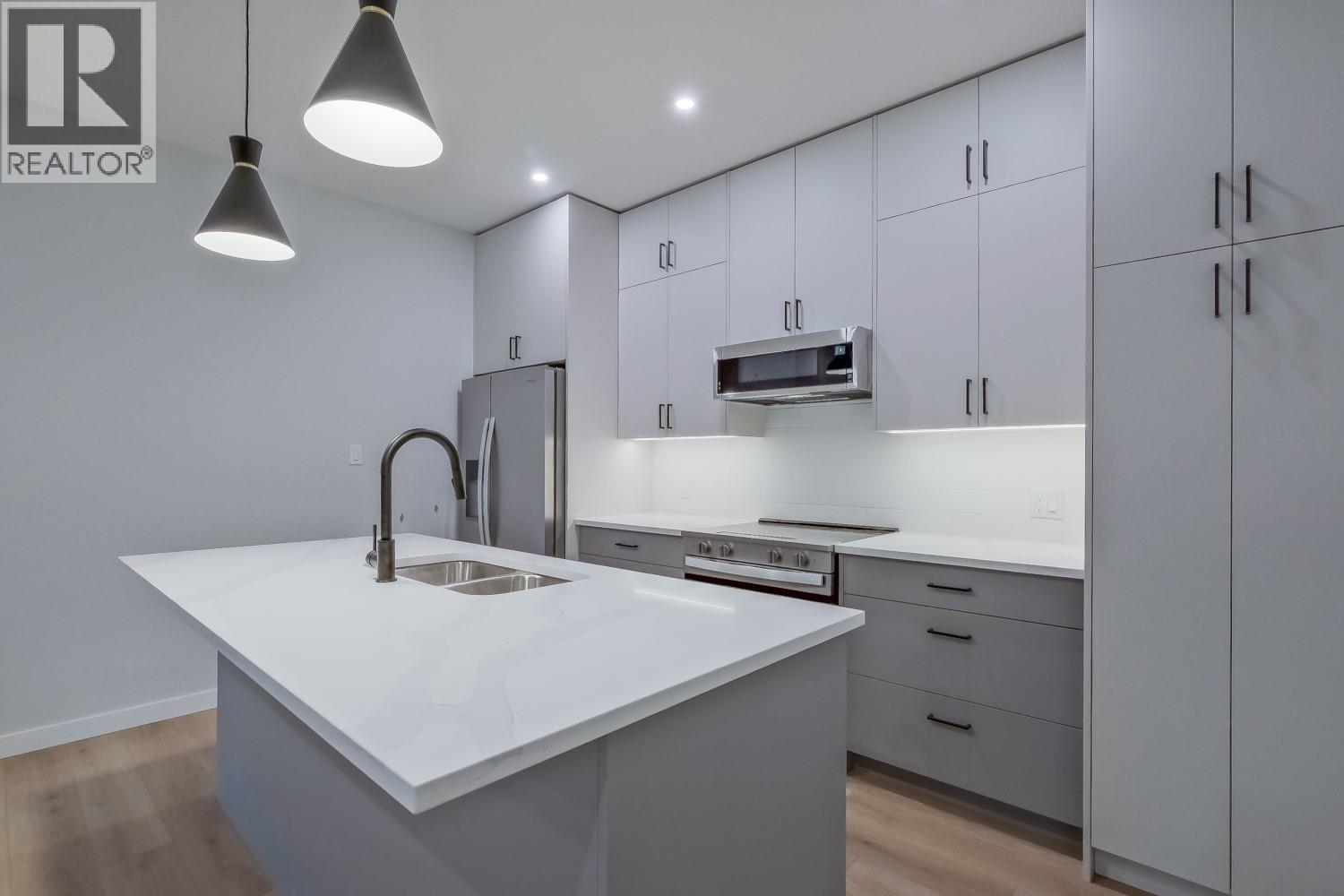 179 Kirkpatrick Avenue Unit# 101, Penticton, British Columbia V2A 3P4 - Photo 4 - 10387212