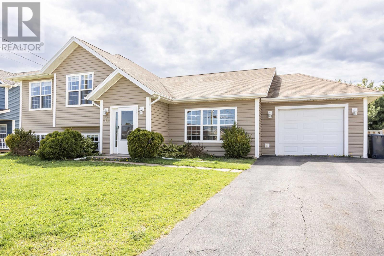 15 Raspberry Avenue, West Royalty, Prince Edward Island  C1E 0H9 - Photo 1 - 202611310