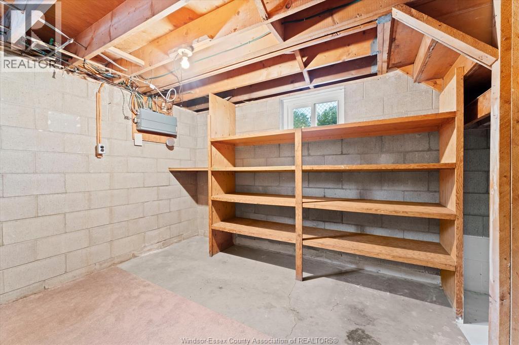 3299 Woodlawn Avenue, Windsor, Ontario  N8W 2J1 - Photo 33 - 26011435