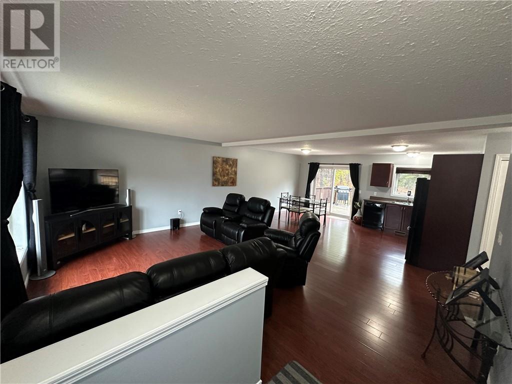 98 Dufferin Street, Cartier, Ontario  P0M 1J0 - Photo 3 - 2127844