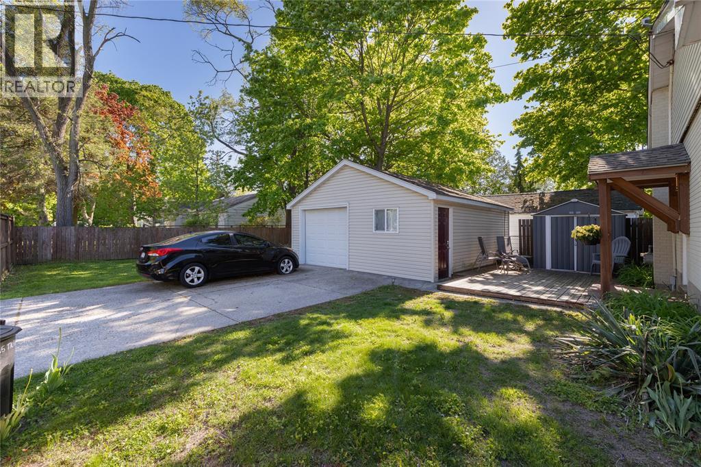 755 Talfourd Street, Sarnia, Ontario  N7T 1S1 - Photo 3 - 26010182